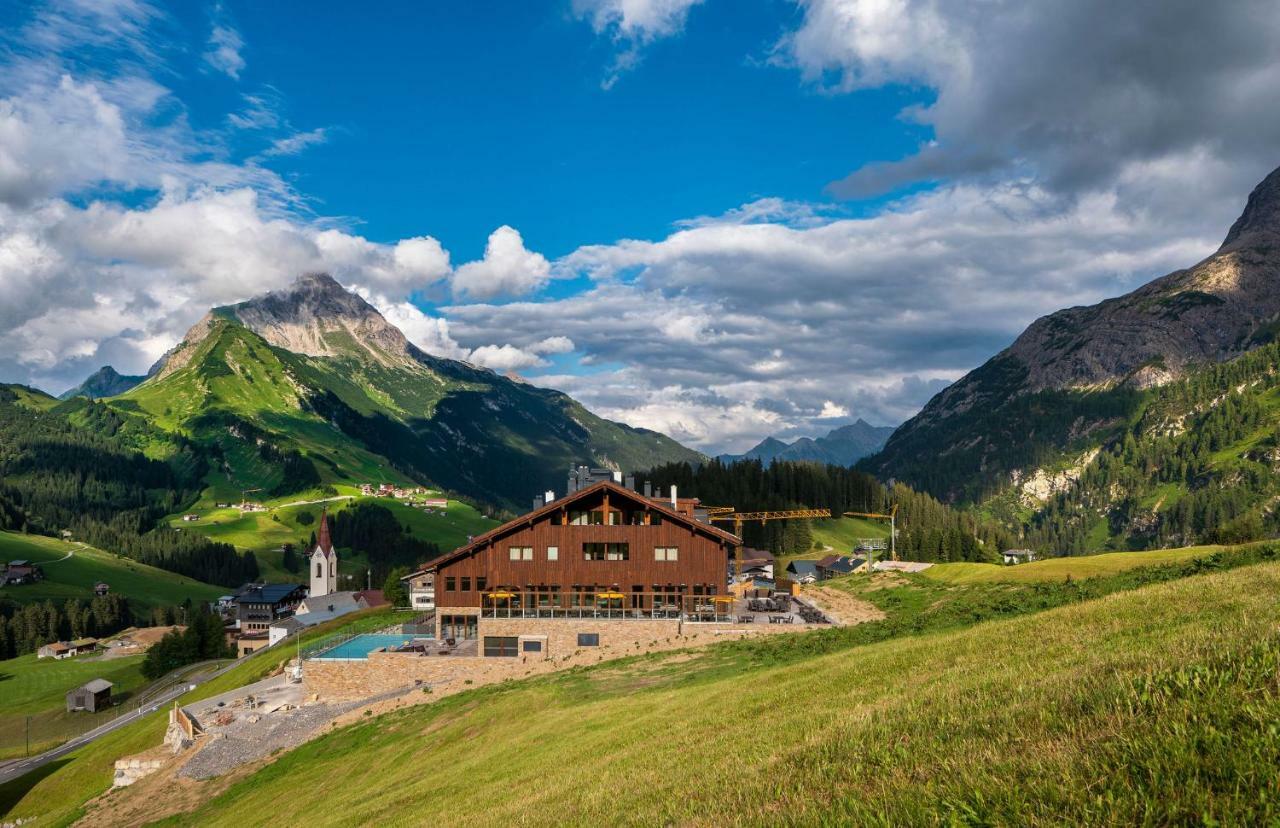 Alpenparks Hotel & Apartment Arlberg Warth Mit Pool Exterior photo
